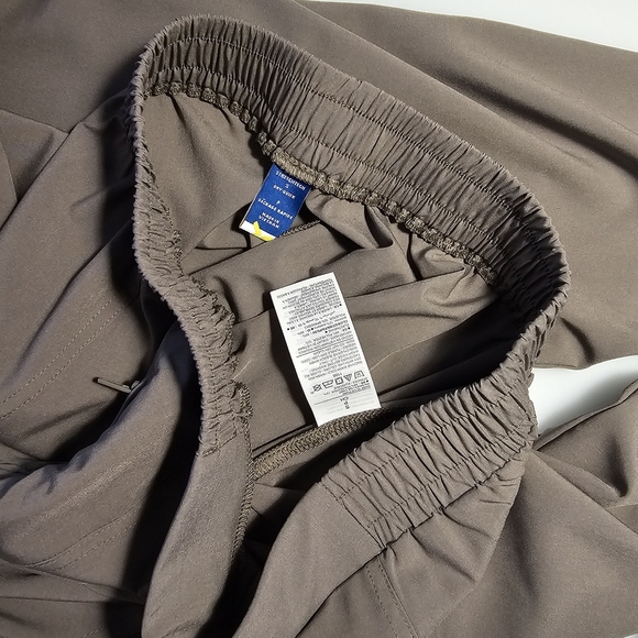 Old Navy Womens StretchTech Jogger Pants - Taupe - Picture 12 of 16